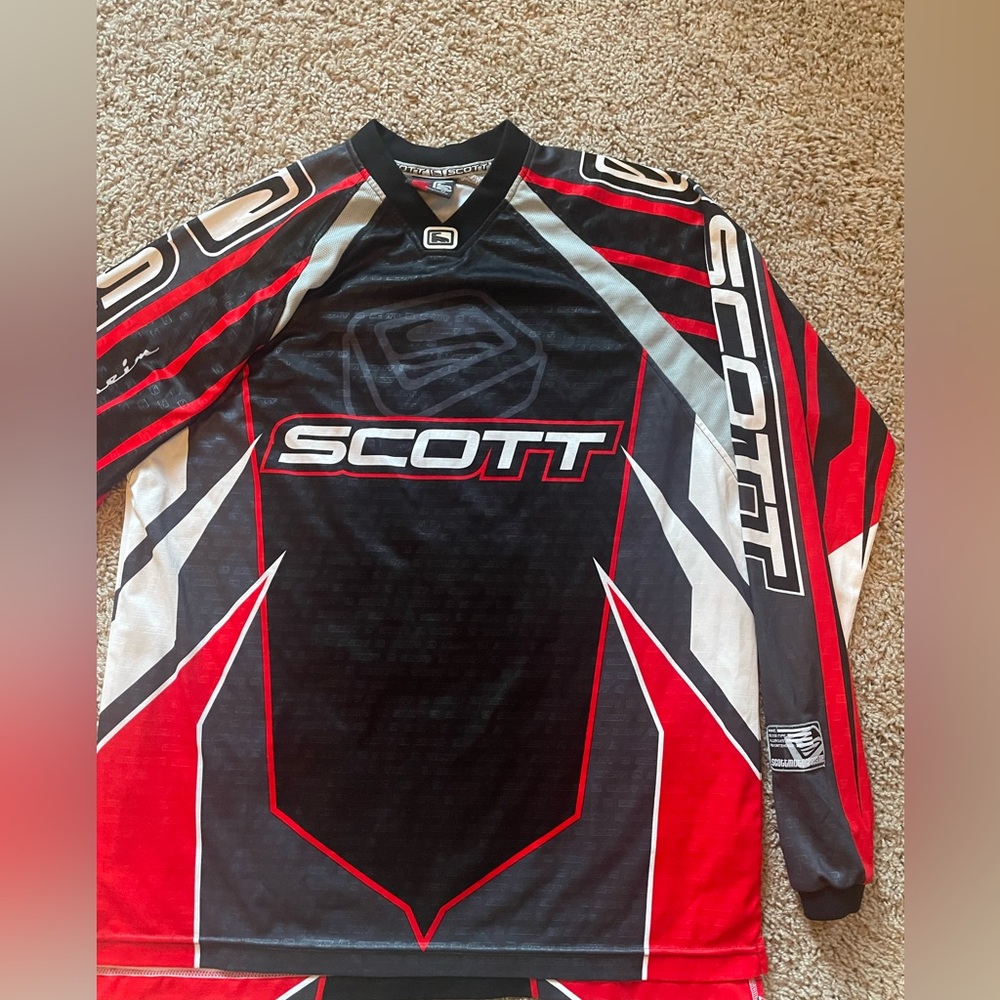 Scott Men’s Vintage Motocross Jersey in Sz M in gently used condition